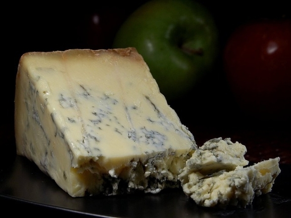 Почему при похудении сыр – это деликатес, а не основа блюда: Анита Луценко назвала важный нюанс - фото №3
