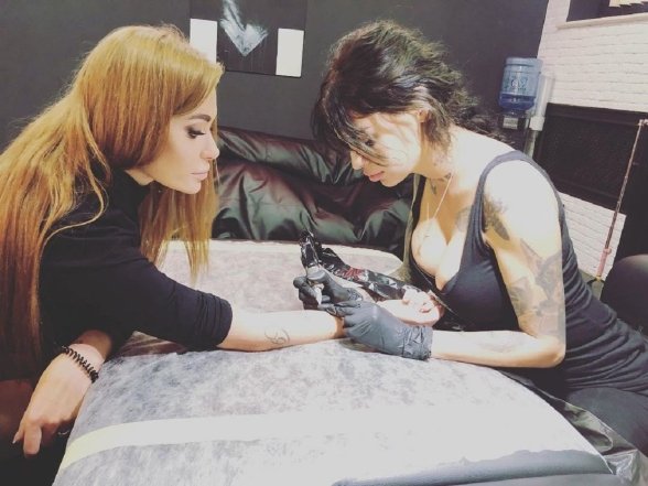 Слава Камінська тату, фото