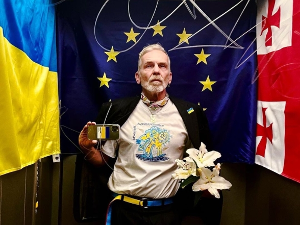 Немца Франка Петера Вильде, который активно поддерживает Украину, могут выселить из собственной квартиры - фото №1