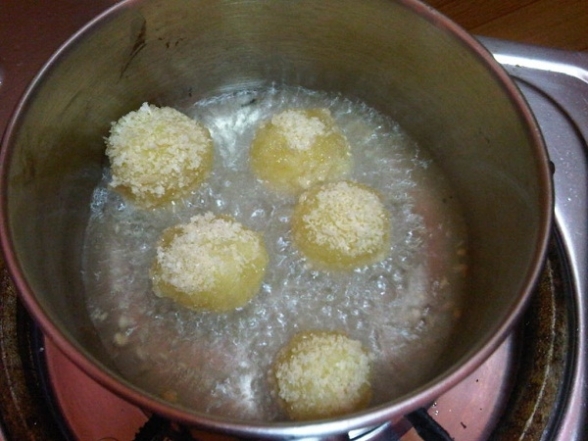Смачні кулькі з картопляного пюре