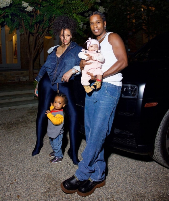 Ріанна й A$AP Rocky вперше показали новонародженого сина (ФОТО) - фото №2
