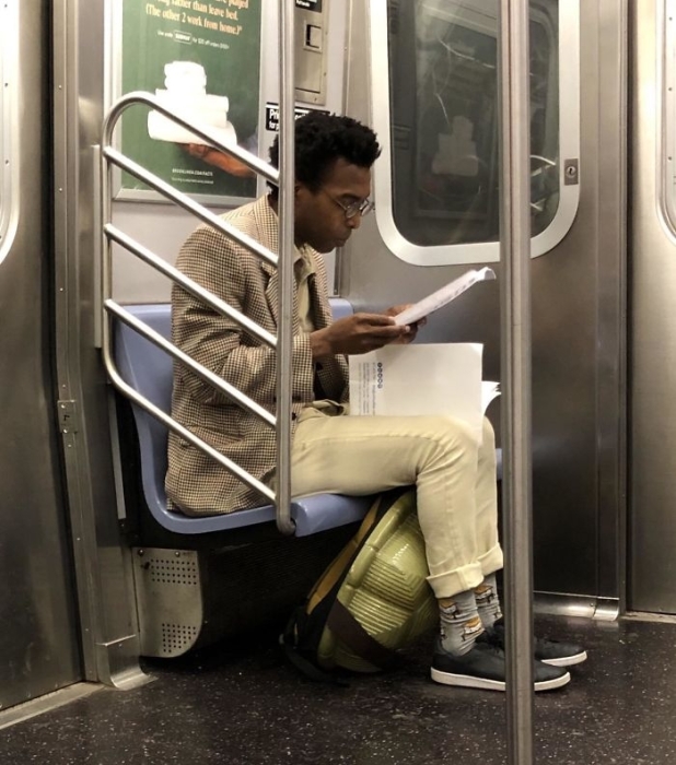 Смешные фото людей в метро