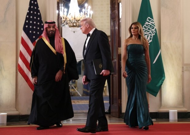 Стиль Меланії Трамп, фото