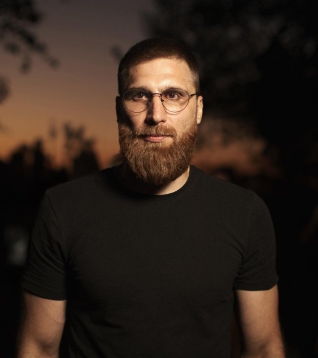 Поет Павло Вишебаба, фото