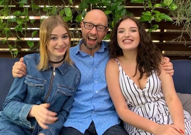 Доньки Арсенія Яценюка, як виглядають, фото