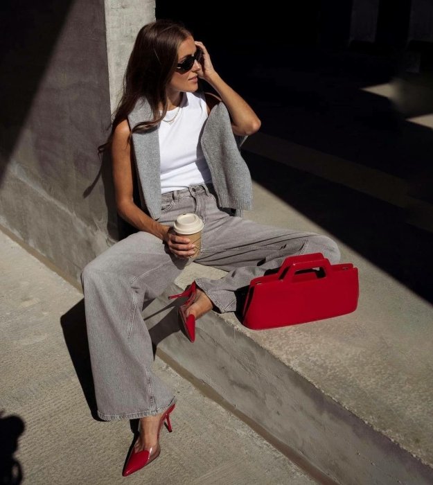 Модные джинсы 2026, фото