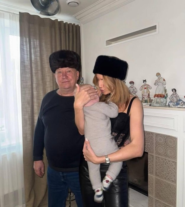 Леся Никитюк показала сына Оскара и восхищала Сеть – фото