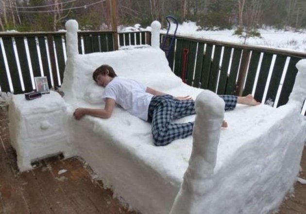 Наиболее смешные кадры зимней непогоды