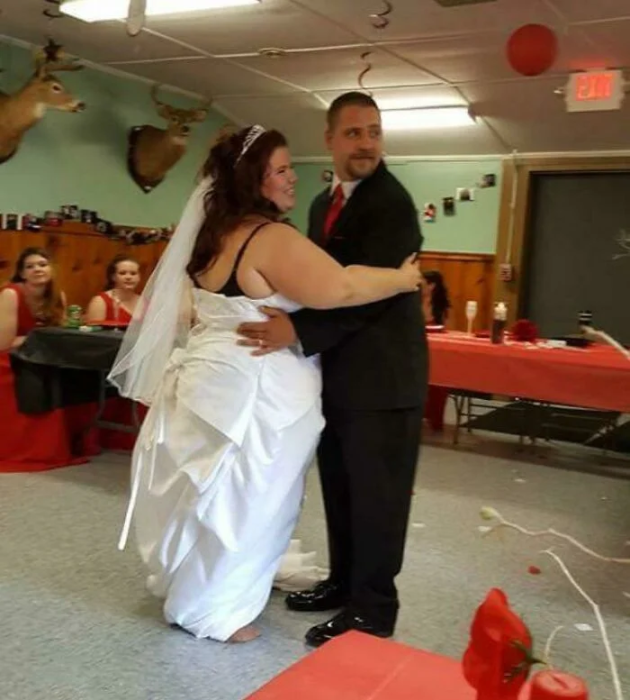 Невдалі весільні сукні та дивні образи