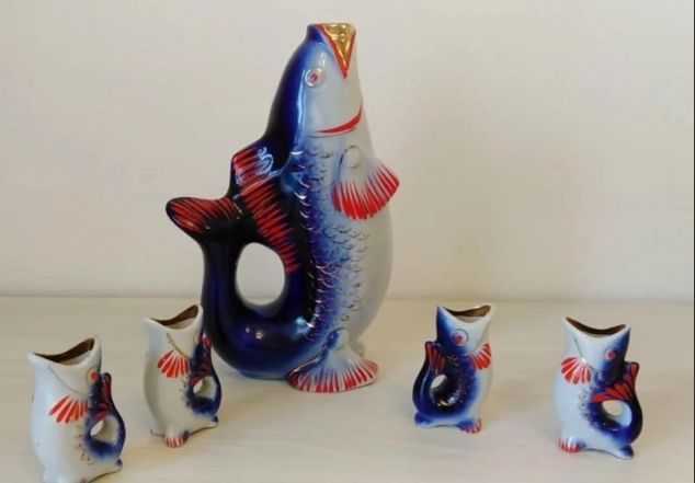Коллекционеры открыли охоту за советским сервизом "Рыбки": за некоторые цвета предлагают по 10 тыс. грн (ФОТО) - фото №2