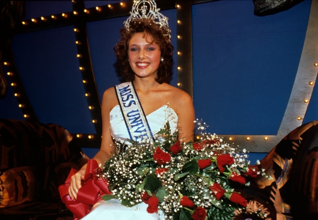 Как менялись каноны красоты: вспоминаем всех победительниц конкурса "Мисс Вселенная" (ФОТО) - фото №39