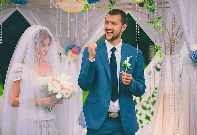 Тамерлан і Альона Омаргалієва відсвяткували річницю шлюбу