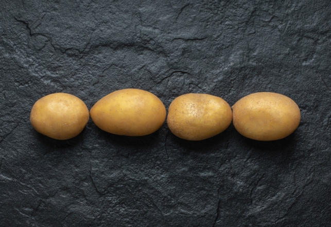 Як купити гарну молоду картоплю
