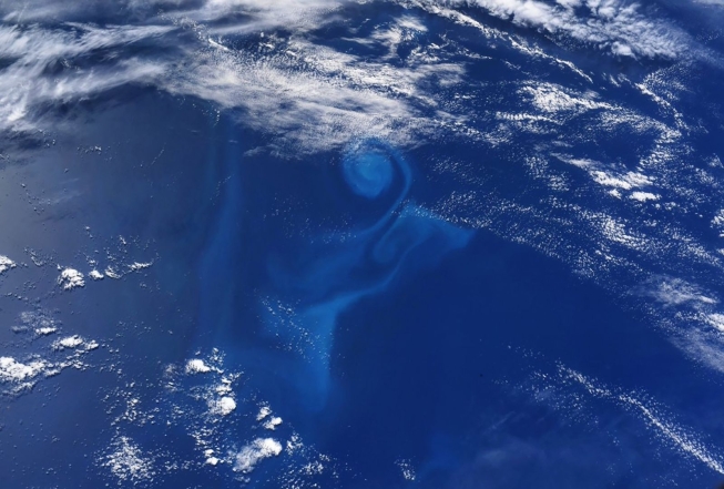 Закат на орбите и полярное сияние: NASA опубликовали захватывающие фото миссии SpaceX  - фото №6