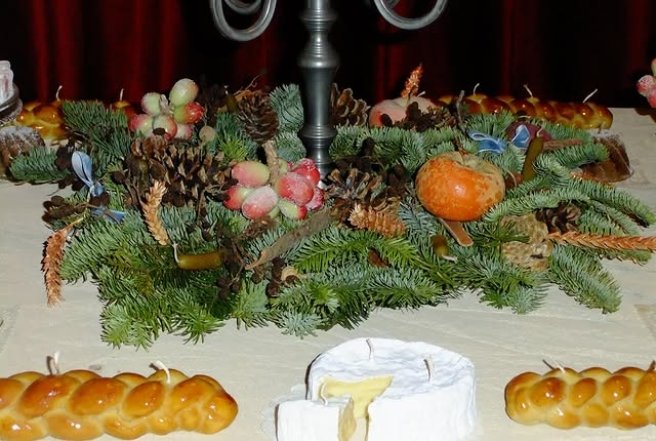 Тренд на реалістичні свічки-десерти