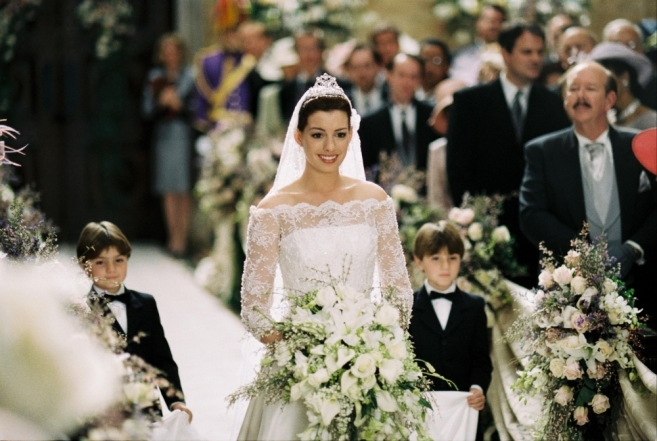Долго и счастливо: 10 самых красивых свадебных платьев из фильмов и сериалов (ФОТО) - фото №10