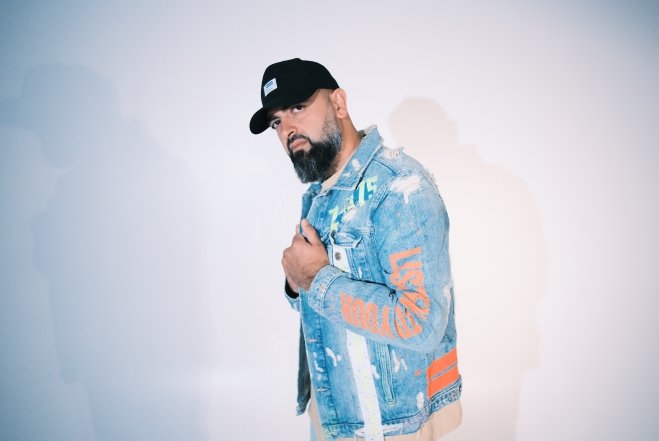 EDGAR TI выпустил трек "Изабелла" Новый клип EDGAR TI "Изабелла", в котором снялись Елена Тополя и GARNA