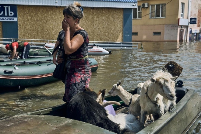 Єфросиніна засудила світове суспільство за "стурбованість" трагедією на Каховській ГЕС: "Мати з двійнятами потонула" - фото №3