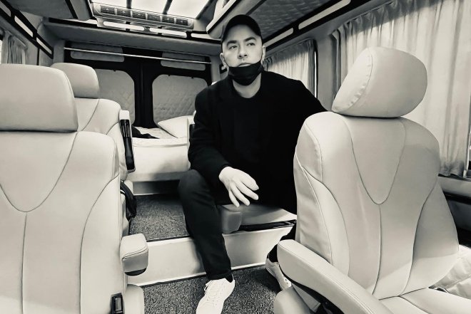 Андрей Данилко в маске