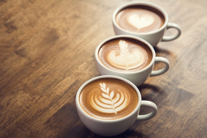 "Можно ли пить кофе с едой?": популярный врач-диетолог рассказал о последствиях такой привычки - фото №1