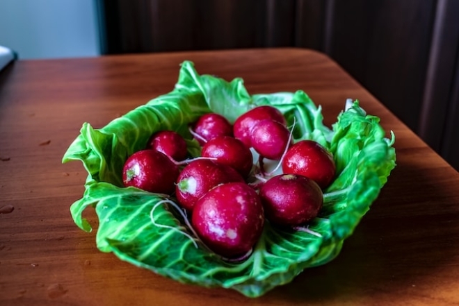 Рецепт простого весняного салату