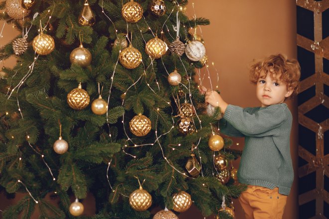 Гирлянда на елку как крепить правильно - советы и способы