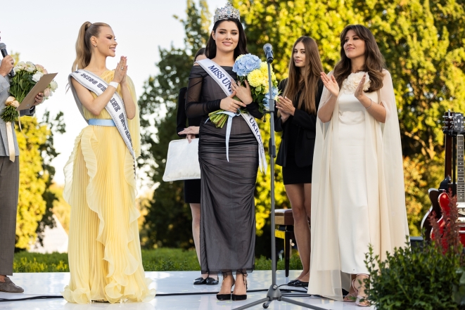 Вікторія Апанасенко передала корону "Міс Україна Всесвіт", але переможницю вже встигли розкритикувати (ФОТО) - фото №3