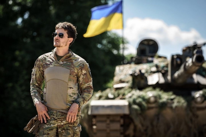 Участвовал в боях за Бахмут и представлял Украину на "Евровидении": интересные факты из жизни Жени Галича - фото №2