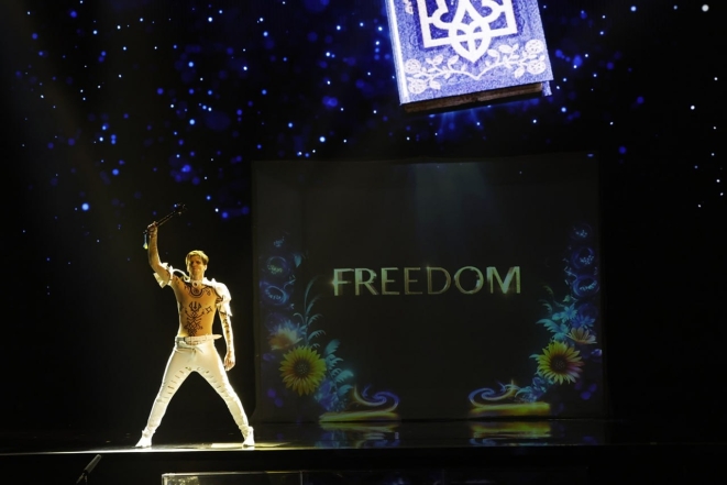 Неможливо відвести погляд! Український хореограф вчергове підкорив сцену "America's Got Talent" (ФОТО,ВІДЕО) - фото №1