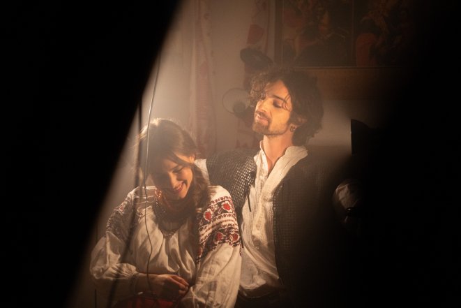 Дантес и Даша Кубик в мюзикле Жил пес Сирко, фото