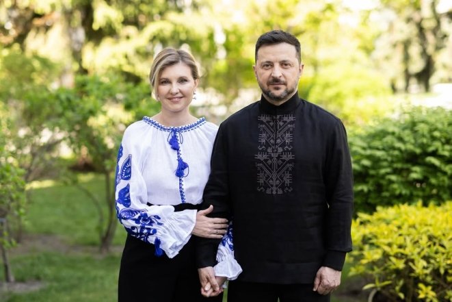 Елена Зеленская в вышиванке, фото