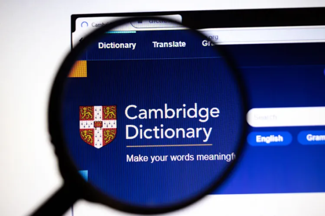 Найкращі додатки для вивчення англійської 2026: Lingualeo, Memrise та інші сервіси