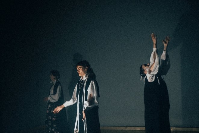 Де почути автентичні українські пісні у Києві: Наталія Половинка та вистава “Земля-пісня”