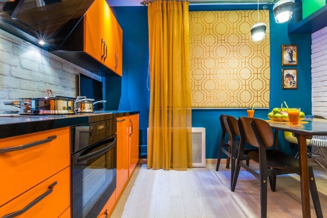 Сміливий дизайн кухні у помаранчевих кольорах (ФОТО) - фото №3