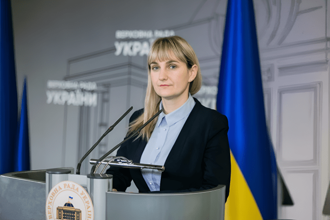 Предмет Захист України 10-11 клас: що нового додали військові експерти та "Госпітальєри" у 2025 році