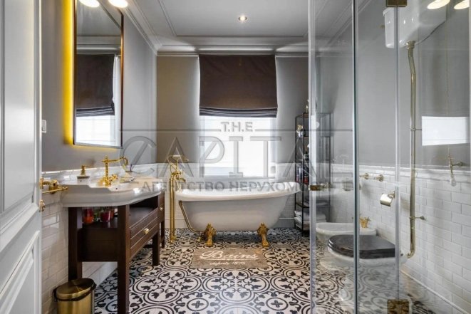 Потап і Настя продають сімейне гніздечко під Києвом - фото - відео