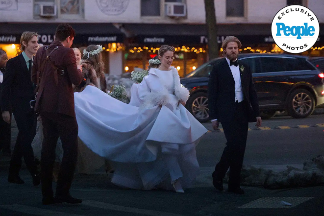 Мая Гоук та Крістіан Лі Гатсон одружилися у День святого Валентина