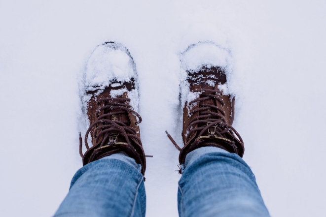 Как правильно ухаживать за обувью и одеждой зимой - фото №1