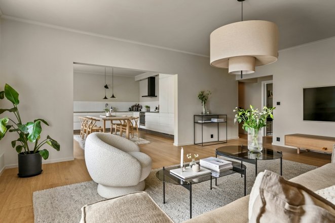 Килим в обідній зоні