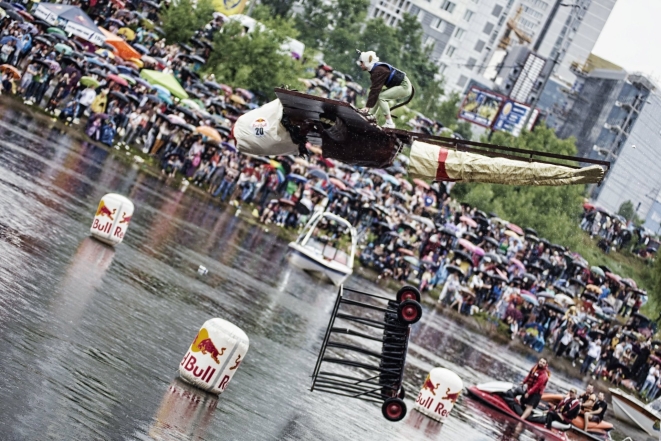 Red Bull Flugtag снова в Украине ищет отважных летунов!