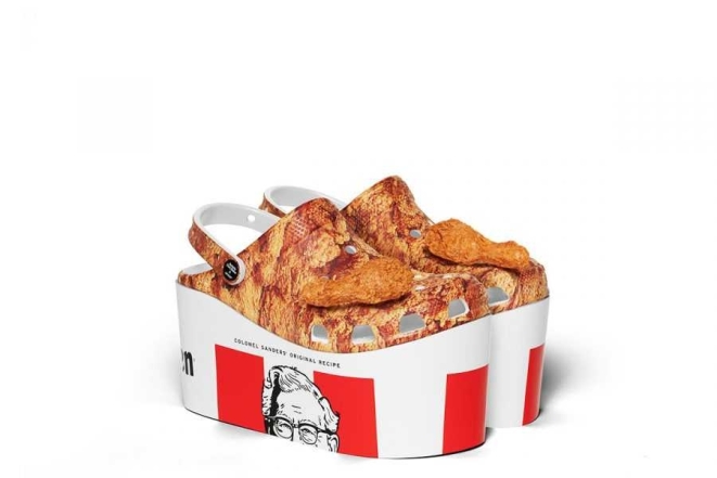 Как вам такое? KFC и Crocs создали обувь с запахом жареной курицы (ГОЛОСОВАНИЕ) - фото №1