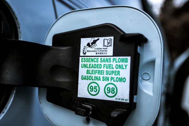 Производитель обозначает лучший вариант бензина для авто