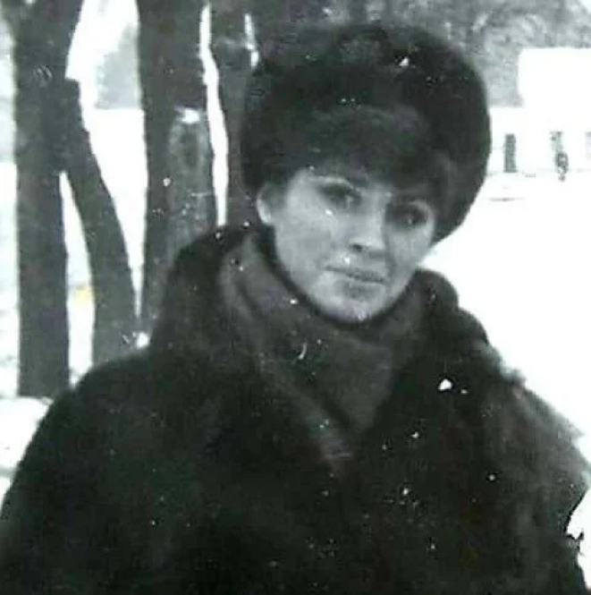 Померла мама Девіда Аксельрода