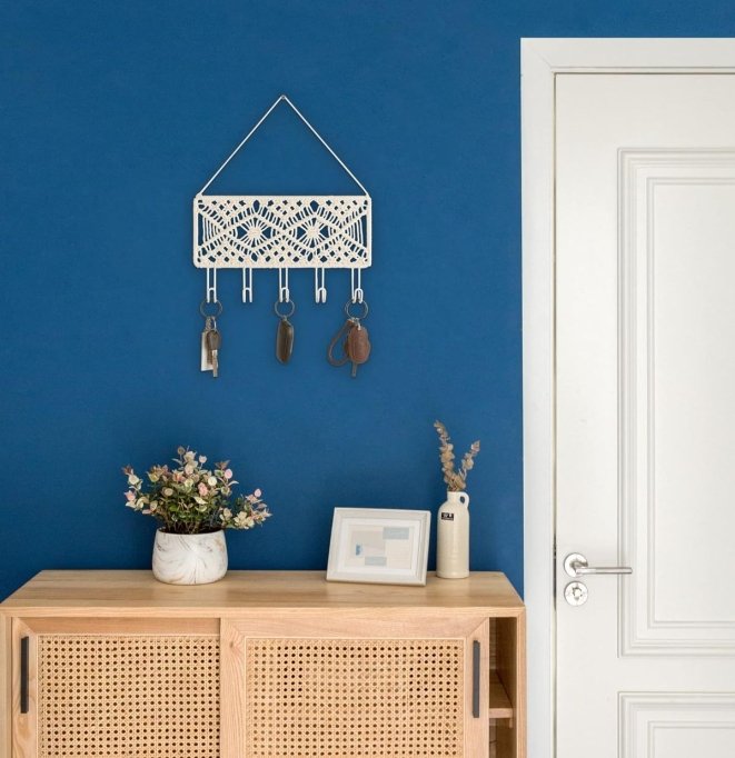 Як зробити ключницю для дому