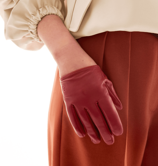 Модные вещи на весну 2026 года от украинских брендов.