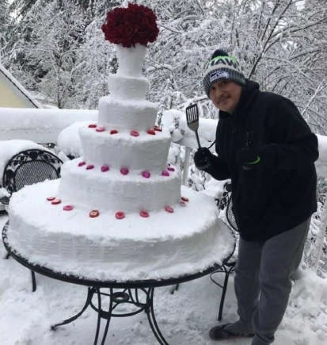 Наиболее смешные кадры зимней непогоды