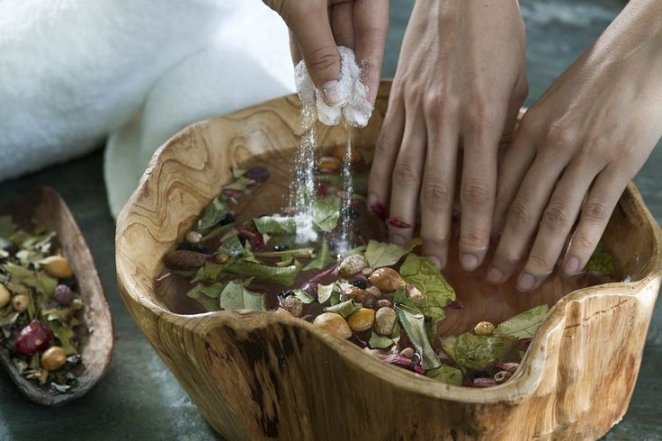 Як зробити ванночку для нігтів