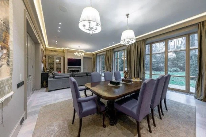 Будинок Стівена Сігала на Рубльовці, фото