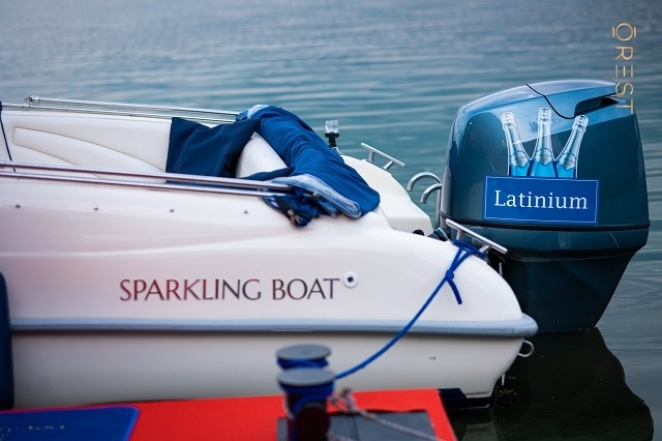 Sparkling Boats