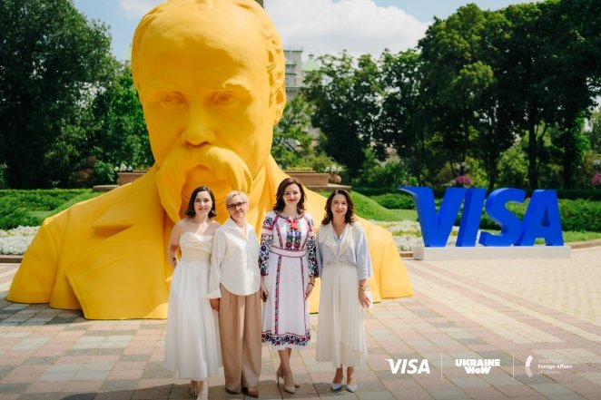 Где найти инсталляцию "Мир глазами Шевченко" в Киеве — адрес, фото, видео